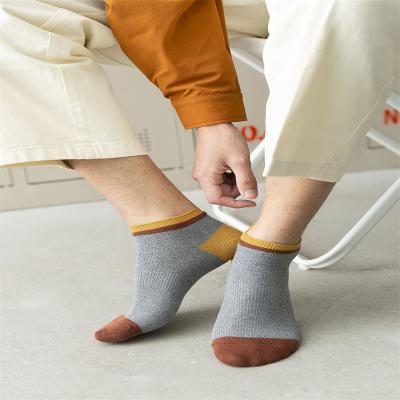 China Fashion Hot Sale Cotton Sporty Happy Socks Funny 100% Cotton Men Ankle Socks for sale