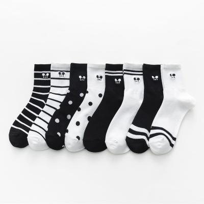 China Factory direct sales comfortable women jars black and white Mickey Socks series of comfortable cotton women's socks for sale