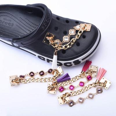 China Shoe Charm Metal Shoe Decorations Fir Gold Chains Handrails Bae Clog With Rhinestone Buckle Custom Shoe Charm OEM/ODM for sale