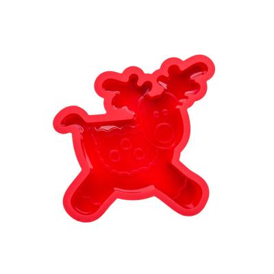 China Factory Stocked Customized Food Grade Non-Stick Silicone Cartoon Red Elks Cake Mold For Christmas for sale