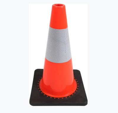 China LED Light Can Be Fixed On Cone Roads Signal Flexible PVC Road Used Traffic Cones Reflective Safety Traffic Cone GMP--1105 for sale