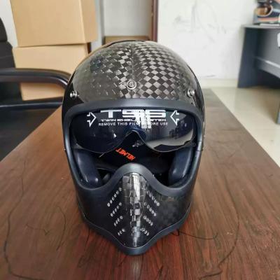 China 12k/3k Forged Pattern Carbon Fiber Motorcycle Helmet Road Style Customized Logo Printing for sale