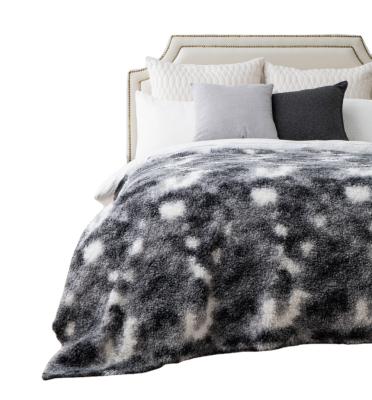 China Antistatic Sherpa Fuzzy Microfleece Bedding Faux Fur Teddy Fleece Bedspread Curly Print for sale