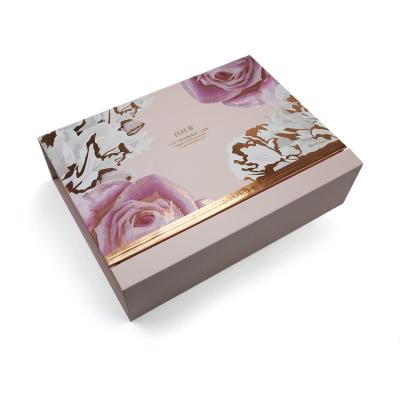 China Hot Selling Good Quality Rigid Board Box Gift Paper Box Gift Flowers Packaging Gift Boxes for sale