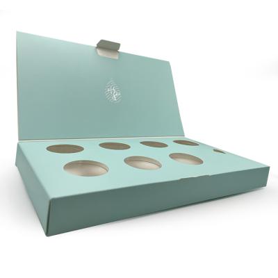 China Recycled Materials Custom Colored Perfume Clamshell Packaging Box With Insert for sale