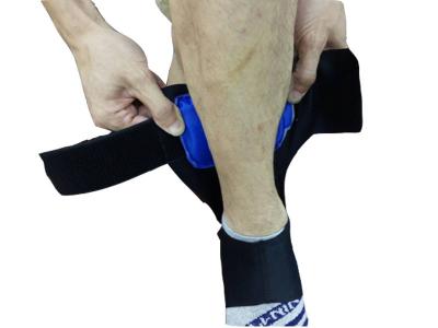 China Elastic Neoprene Ankle Brace Ankle Stabilizer Brace For Trauma Care for sale