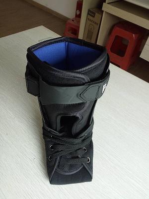 China AS -11 High Strength Ankle Foot Orthosis Brace Black Color Functional Ankle Brace for sale