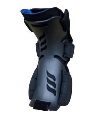 China Adjustable Night Splint Black Color Neoprene , Plastic Heel Spur Night Boot for sale