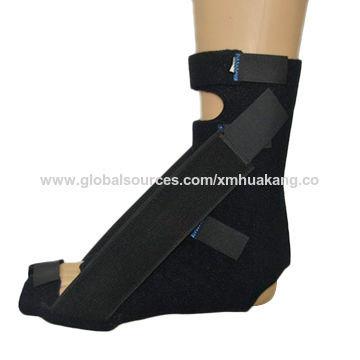 China Nylon / Neoprene Material Soft Night Splint Black Color Ankle Night Brace For Foot Drop for sale