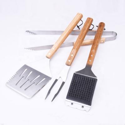 China Factory Directly Easily Cleaned Supply New Design Bamboo Handle 4pc BBQ Stainless Steel Camping Grill Tool Kit for sale