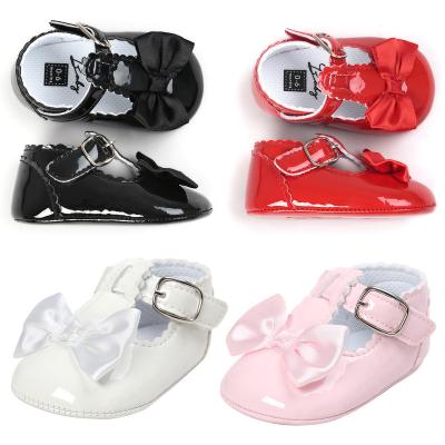 China Toddler Newborn Flat Walker Scalloped Buckle Baby Bow Mary Jane Dress Shoes Vintage Style Pink Patent Leather for sale