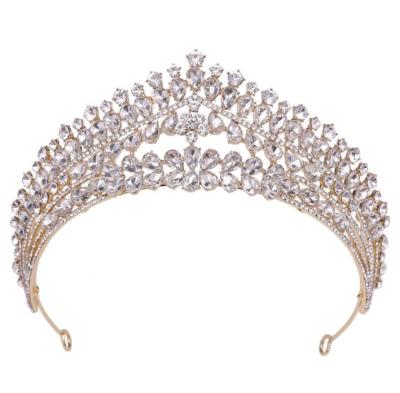 China Combine the good quality and price of the big birthday rhinestone stone tiara for sale