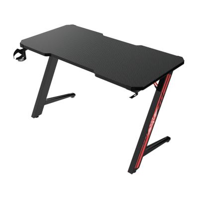 China Black Extendable Gaming Desk For PC Carbon Fiber E-sports Gamer Desk Gaming Computer Table for sale