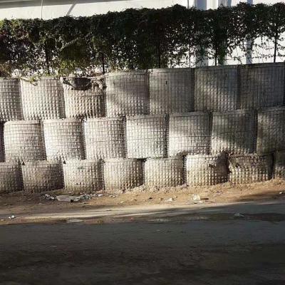 China Stackable Geotextile Cloth Lined Olive Green Or Sand Color Welded Gabion Wire Mesh Basket Defensive Military Barrier for sale