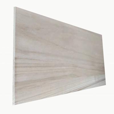 China Modern Paulownia Wood Sawn Timber Natural Bleached Paulownia Kiri Wood Price for sale