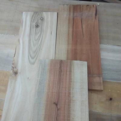 China Modern solid wood camphor wood lumber panel for wardrobe furniture for sale