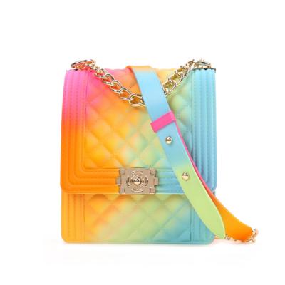 China New fashion beauty rainbow pvc jelly rhombus pattern chain shoulder bag for lady for sale