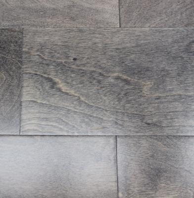 Chine Le bouleau a machiné le plancher en bois avec le noyau de HDF, différentes couleurs disponibles à vendre