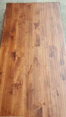 Chine Plancher solide de bois dur de bouleau avec la couleur souillée, différentes couleurs disponibles à vendre