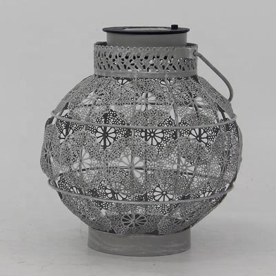 China GRAY ROUND METAL SOLAR POWERED LANTERN WITH FLOWER PATTERN, FOR OUTDOOR DECORATIVE for sale