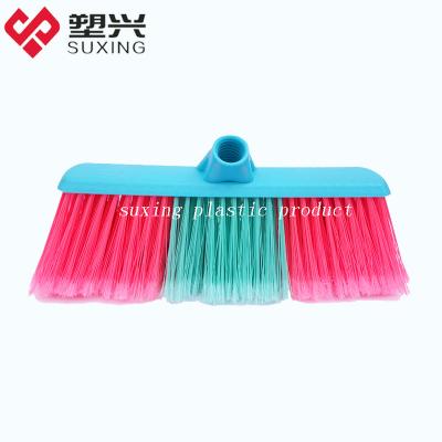 China Italy Soft Plastic Screw Hole Car Brush for sale