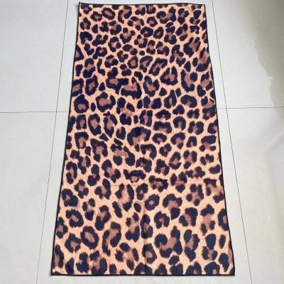 China Quick Dry Absorbent Terry Cloth Towel Oversized Sand Free Swim Towel Sexy Spotted Cheetah Leopard Print Beach Towel for for sale