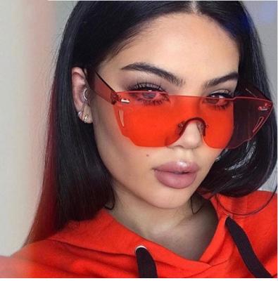 China Personality Sunglasses Women Complete Fast Ship 2021 Rimless Shades Streetwear Logo Sunglasses Custom Made New Fashion for sale