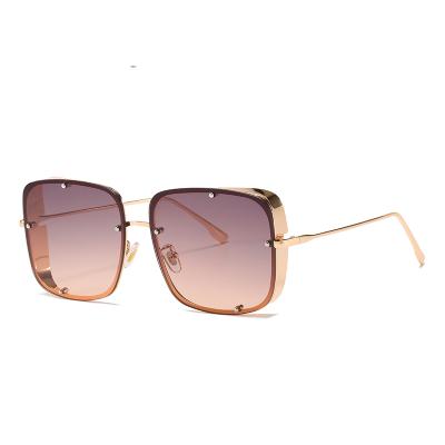 China Other 2020 Fashions UV Outdoor Colorful Oversized Square Metal Frame Sunglasses Men Women Anti - Big Frame Luxury Sun Glasses for sale