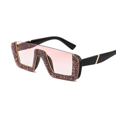 China Luxury Fashion Sun Glasses Women Brand Brand Designer Rimless Square Rhinestone Sun Glass Gradient Glasses For Female UV400 Oculos for sale