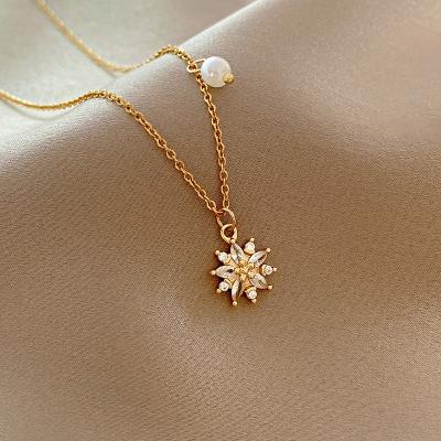 China Eco-Friendly Star Bead Zircon New Arrival Necklace Stainless Steel Clavicle Chain Sunflower Pendant Necklace for sale