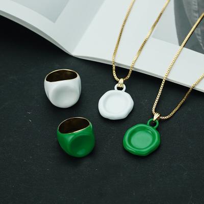 China Eco-friendly 18K Gold Copper Enamel Green Geometric Rings Metal Necklace Jewelry Sets Valentine's Day Gift Women 2022 for sale