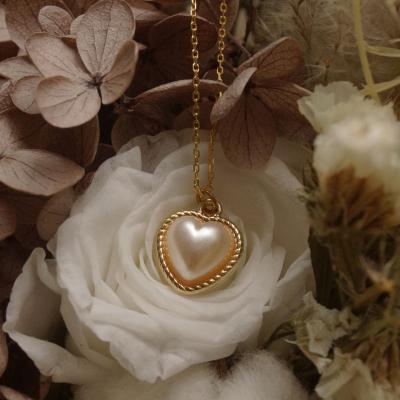 China Retro Pearl Heart Necklace 18K Titanium Steel Pendant Baroque Eco-friendly Gold Sweater Chain Jewelry Sets Valentine's Day Gifts for sale