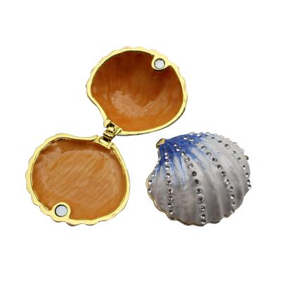 China Europe Beach Decoration Custom Sea Shell Jewelry Accessories Craft Ornament for sale