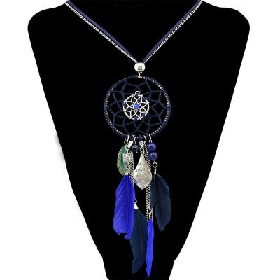 China New Style Bohemia Ethnic Bohemian Handmade Round Tassel Flower Feather Pendant Necklace For Women Party Jewelry for sale