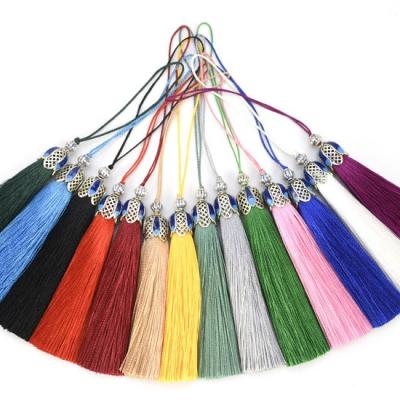 China High Tenacity Anti-wrinkle Ice Spike Soft Silk Tassel Crown Chinese Knot Landmark Tassel Clothing for sale