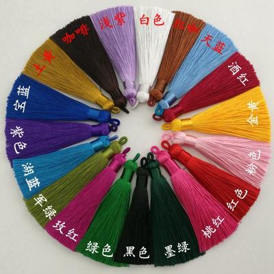 China 2020 new thicker cell phone custom 1cm diameter large silk tassels 8cm for necklace clothes and bags for sale