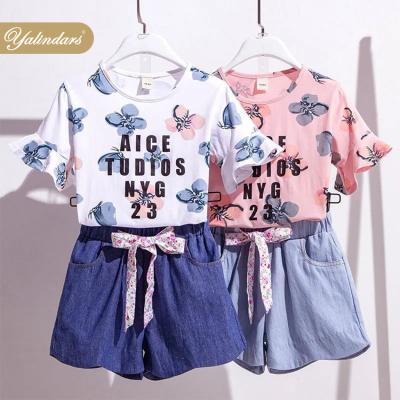 China Hot Sweet Fashion Girl Clothing Sets Puff Sleeve Shirt Denim Panties 2PCS Floral Printed Babies Outfits for sale