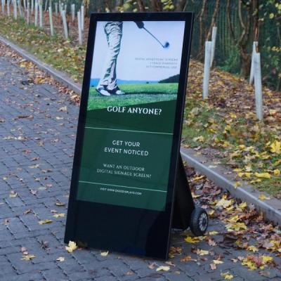 China 43inch Portable Digital Poster Battery Powered Ultra Slim Floor Standing Digital Signage for sale