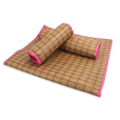 China Durable Durable Using Summer Rectangular Removable Washable Protective Cooling Mat for sale