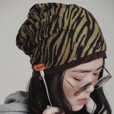 China 2021 Daily Life Amazon Warmer Scarf And Hat For Woman Multifunctional Warmer Item for sale