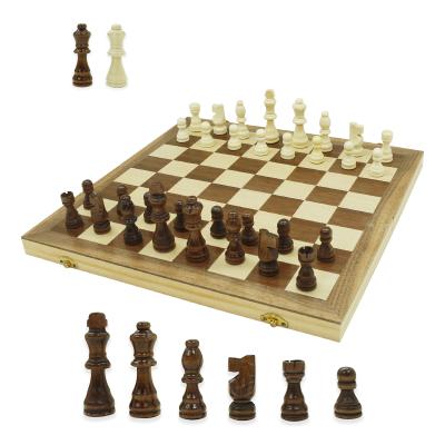 China Wooden BSCI Customized Wooden Chess Games Set With Chess Pieces And Chessboard for sale