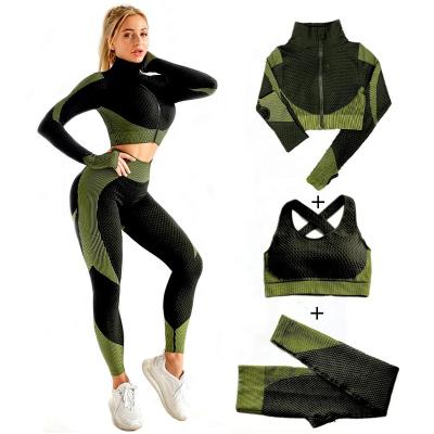 China Antibacterial Women Lift Up Custom Logo High Waisted Sport Yoga Pants Nylon Seamless Crop Top for sale