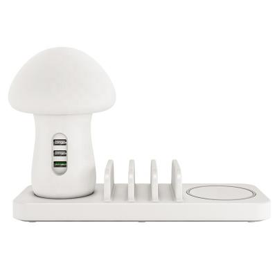 China 2021 Original Patent USB Mushroom Wireless Lamp 10W Universal Phone Wireless Charger 2021 Mobile Charger for sale