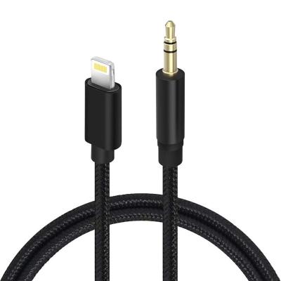 China The AUX car audio cable. speakerphone for iphone 7 8 10 AUX splitter. X XS MAX XR Converter 3.5mm Jack Headphone Adapter Strap DVD Player 1M for sale