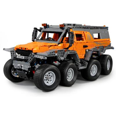 China 1:8 Technic Off Road RC APP Vehicle Bricks Building Toy With LED Lights Conqueror DIY Model Toys Building Blocks Car Set for sale