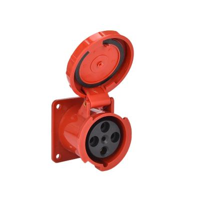 China Customized industrial good quality ip44 pp 380-415V red panel mounted straight socket for sale