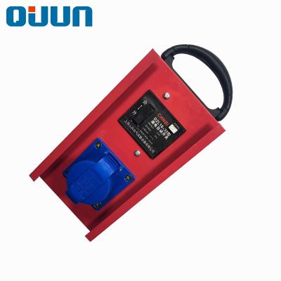 China Top quality red industrial iron 220v 3p waterproof industrial socket box with switch and socket for sale