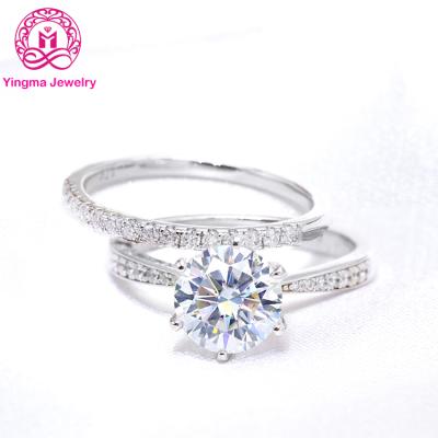 China TRENDY Fashion 1 Carat Engagement Moissanite Diamond Classic 6 Claws Moissanite Ring Sterling Silver for sale