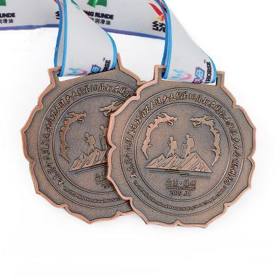 China Antique Bronze Metal Medals Mountaineering Competition Raising Commemorative Medals Prize-Awarding for sale