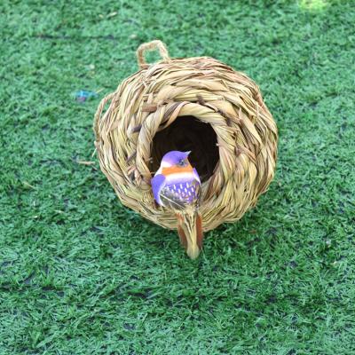 China Breathable Outdoor Warm Bird House Nest Grass Winter Decoration Bird Weaving House for sale